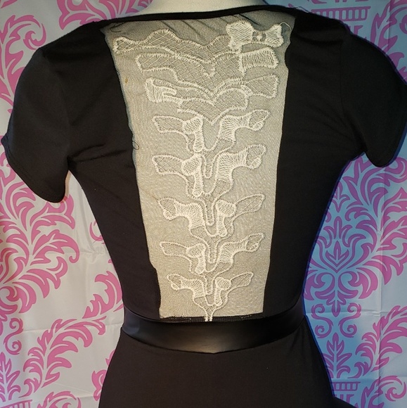 Spine Back Skater Dress - Picture 2 of 5